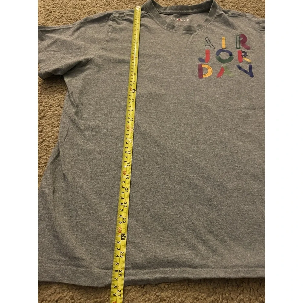 Air Jordan Short Sleeve Graphic T-Shirt The Cradle Logo Gray Colorful Large JBHS